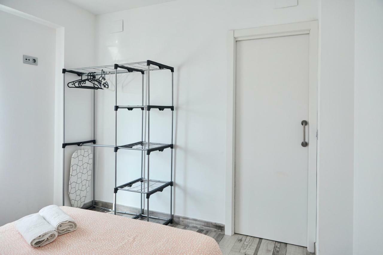 Apartamento Montornes 1 Apartment กัสเตญองเดลาปลานา ภายนอก รูปภาพ