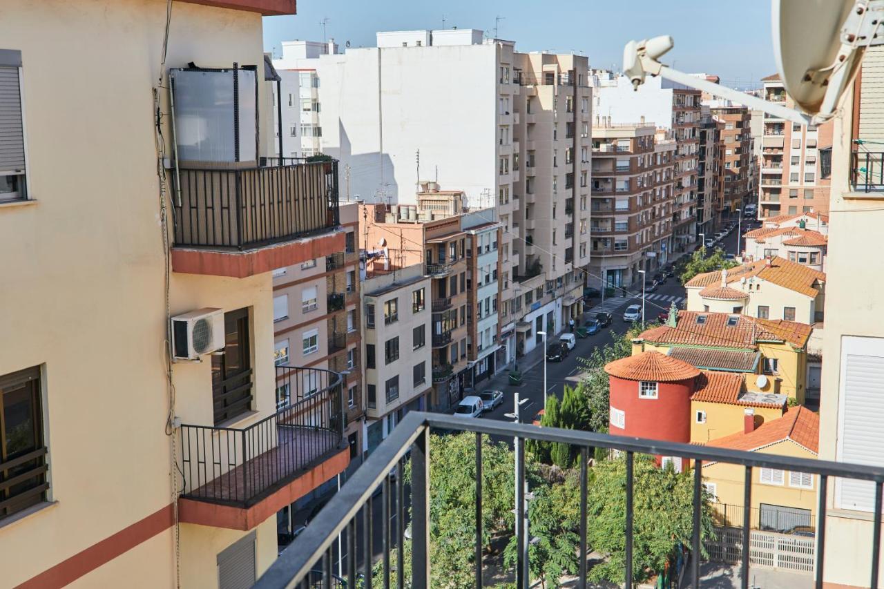 Apartamento Montornes 1 Apartment กัสเตญองเดลาปลานา ภายนอก รูปภาพ