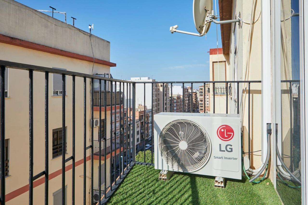 Apartamento Montornes 1 Apartment กัสเตญองเดลาปลานา ภายนอก รูปภาพ